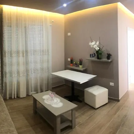 شقة Residential Rent فلورا